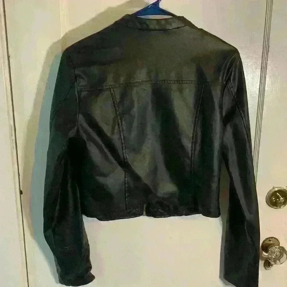 Women’s Miss Selfie Size Small Lined Faux Leather Fur Long Sleeve Zip Up Jacket - Picture 2 of 5